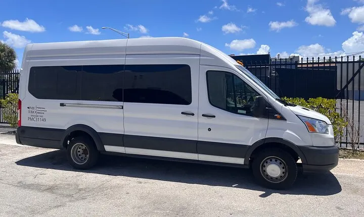 Port of Miami FL Private Minivan Transportation