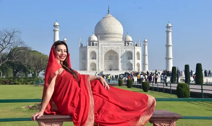 Taj Mahal & Agra Fort Private Tour from Delhi by Car – Fast Entry