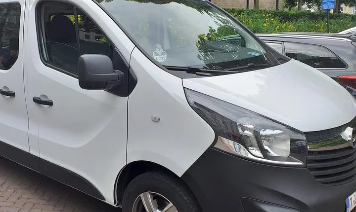 Standard Minivan from Brussels airport to city of Antwerp