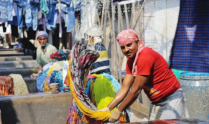 Private Mumbai Dhobi Ghat Tour with UNESCO Site