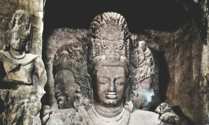 Private Elephanta Caves Tour & Mumbai City with Meal & Transport