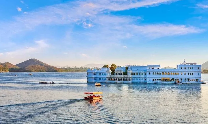 10 - Days Private Golden Triangle Tour with Rajasthan in Homestays