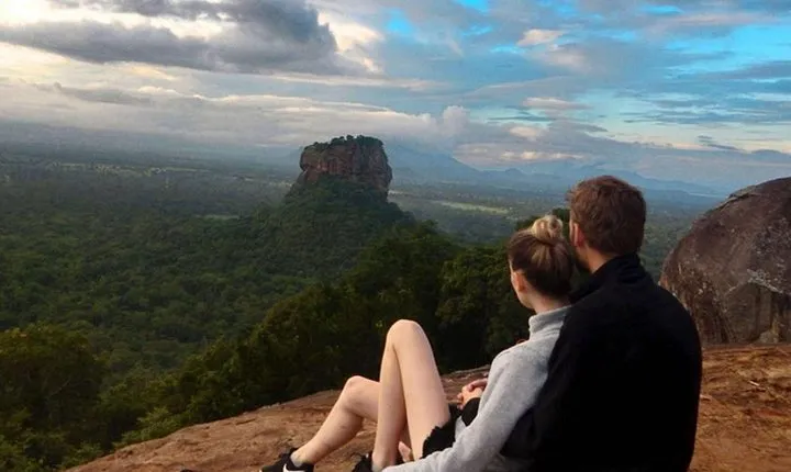 Sigiriya Lion Rock & Dambulla Cave Temple (Full Package)