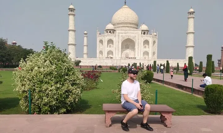 Sunrise Taj Mahal Tour From Delhi By Car