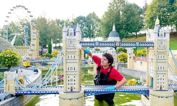 LEGOLAND® Windsor Resort Tour from London