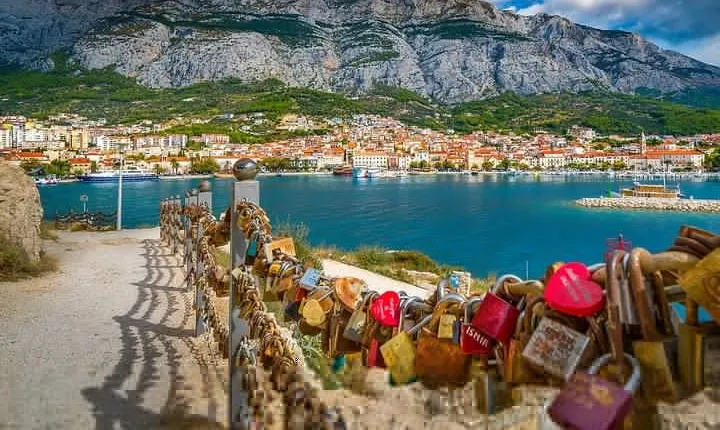 Private Transfer from Split to Makarska, Hotel-to-hotel, English-speaking driver