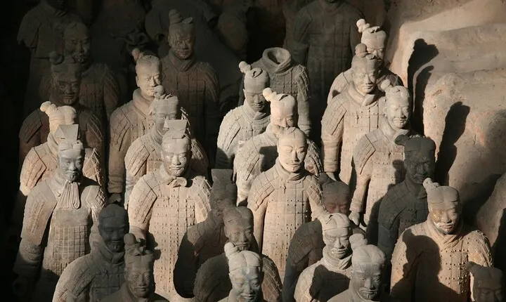 Xian Day Tour to Terracotta Warriors from Beijing, with City Wall
