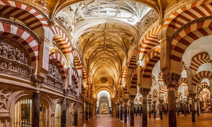 Granada Private Transfer to Seville & a Visit to Cordoba/Mosque