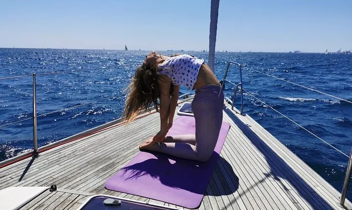 Yoga Session and Sailing Adventure in Barcelona