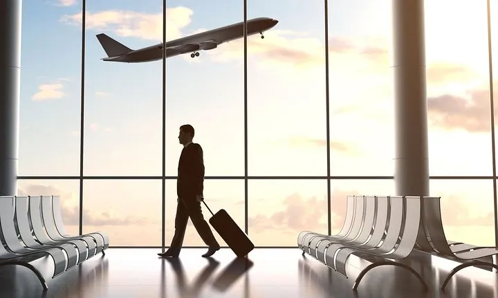 Arcachon bay to Airport Transfer in Business Sedan