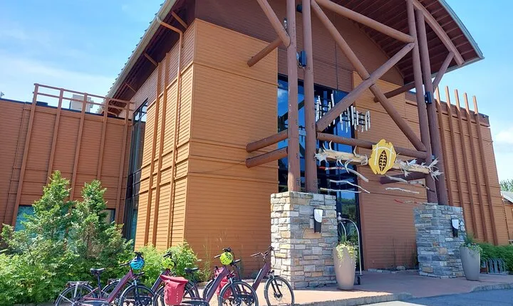 Quebec City - E-Bike Tour - Welcome to Wendake!
