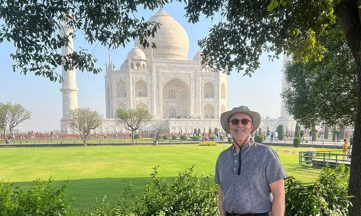 Private Agra Tour to TajMahal from Delhi by Car