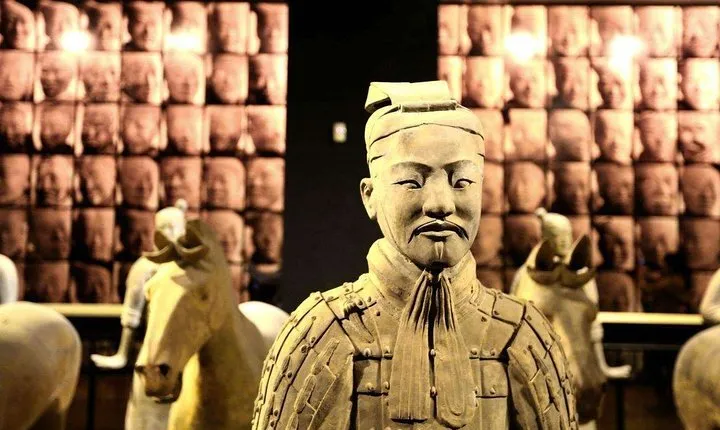 Xian Terra-cotta Warriors Private Tour with Pickup from Airport or Train Station