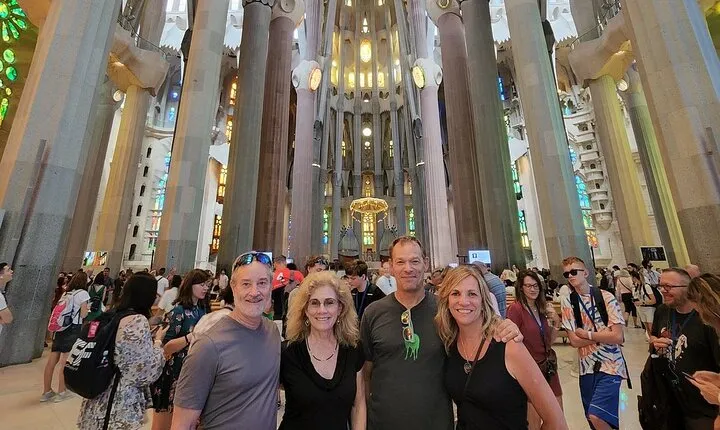 Semi-Private Barcelona Tour Gothic, Sagrada Familia & Park Guell