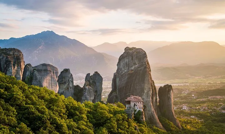 2 Day Private Tour to Delphi and Meteora