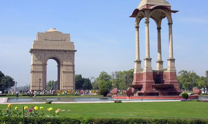 Private Full Day Old and New Delhi City tour