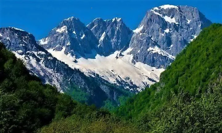 Hiking in Albania