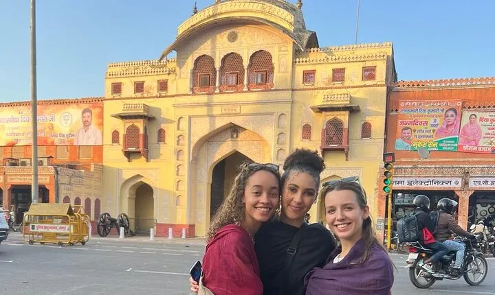 Jaipur Guided Tour with Block Printing Workshop