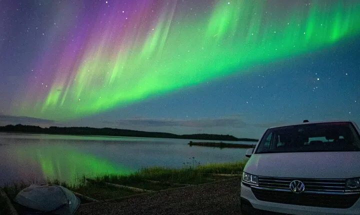 Rovaniemi: Private Aurora Hunting Tour