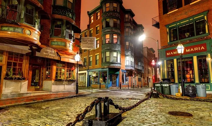 Boston Private Culinary Walk: Freedom Trail & North End