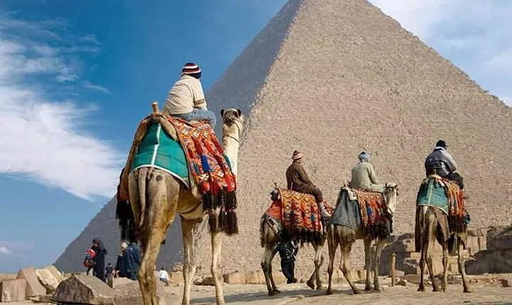 With Hotel 4 Days Cairo,Pyramids,Sphinx,Cruise Dinner and Camel Ride& Alexandria