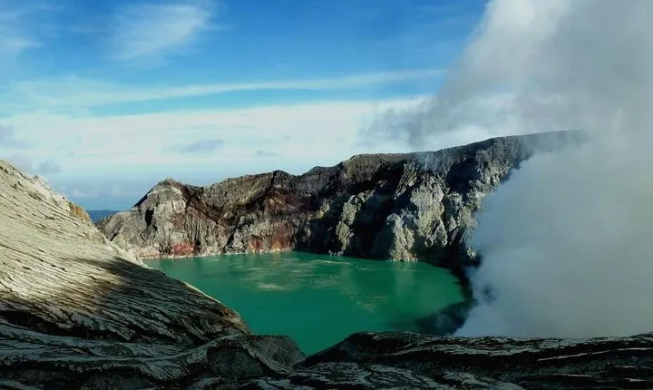 Ijen Blue Fire & Sunrise Sharing Tour