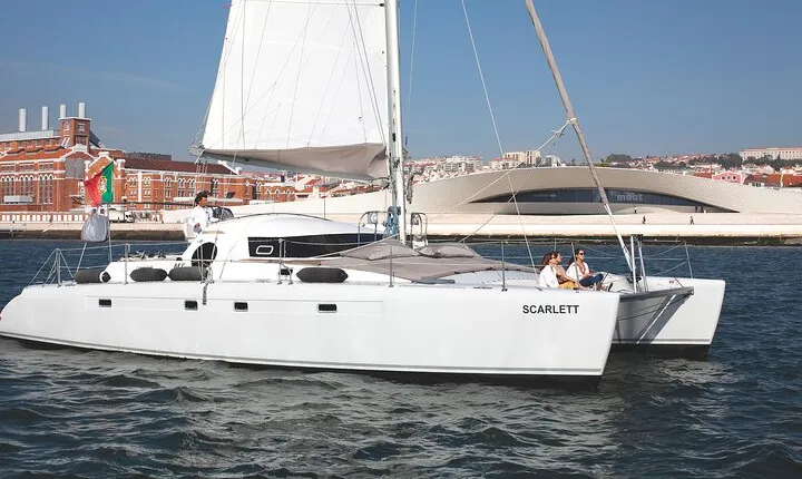 2H Tour on a Private Sailing Catamaran "Scarlett" up to 16 people