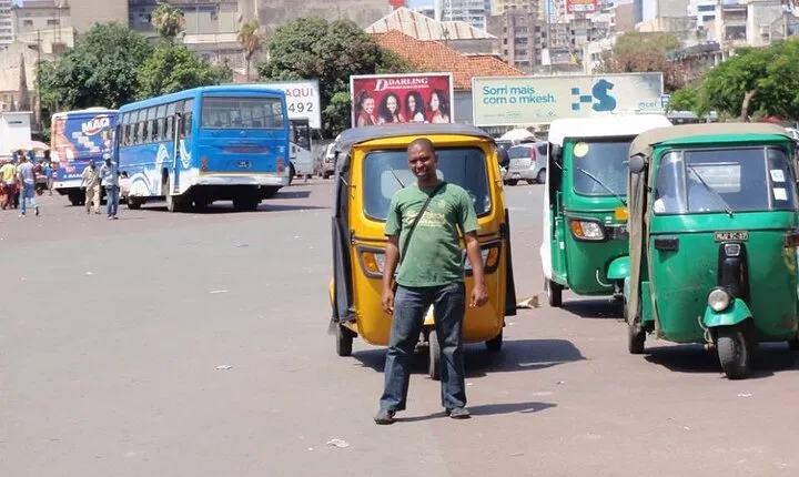 Transfer From Maputo International Airport to Hotel By Tuk Tuk