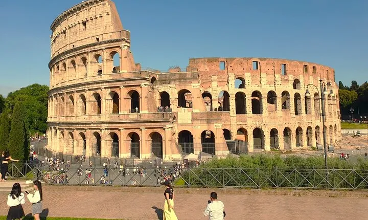 Colosseum VIP Private Tour, Roman Forum & Palatine Hill Access