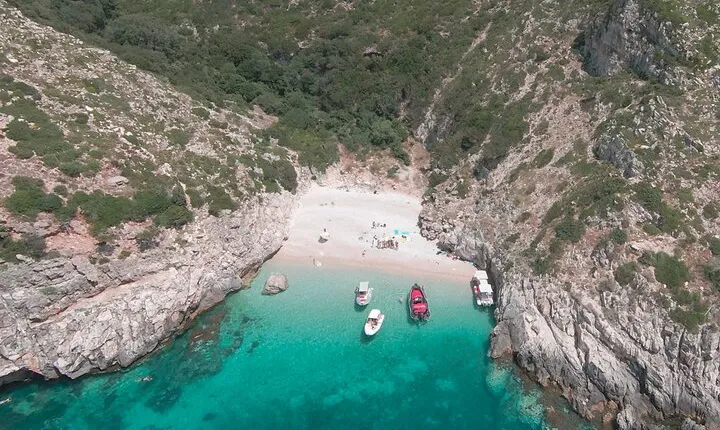 Snorkeling Tour of Karaburun Peninsula Dafina Bay & Bear's Bay
