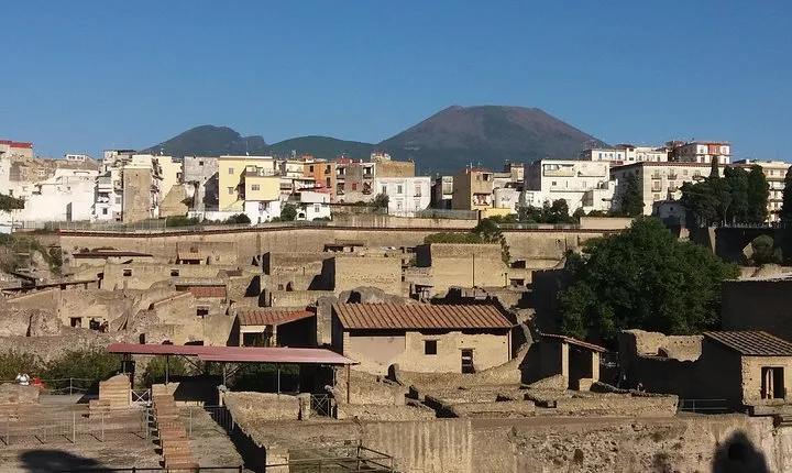 Pompeii and Herculaneum full immersion