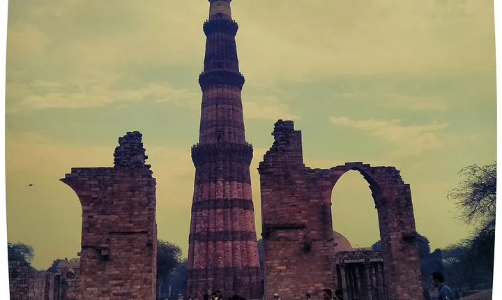 2 Days Private tour of Delhi and Agra with Stay at 5 Star Hotel