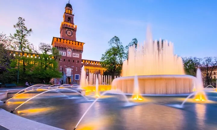 Milan Cultural Treasures: Duomo, La Scala and Sforza Castle Tour