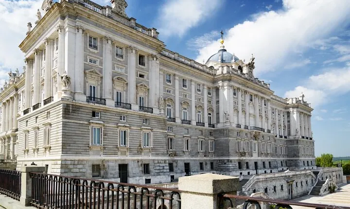 Royal Palace of Madrid Ticket With Digital Guide