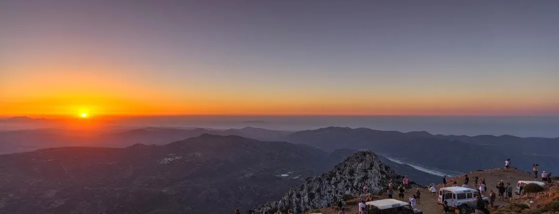 Mountains of Crete 4x4 sunset safari with dinner