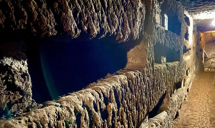 Small Group Express Tour of Roman Catacombs with Transfer
