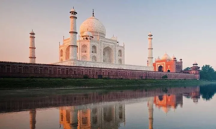Same day Agra tour from Delhi by express train