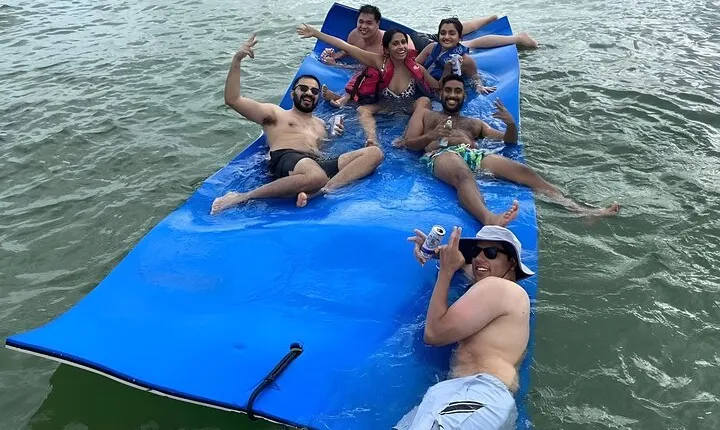 Miami Day Party Boat and Fun in the sun