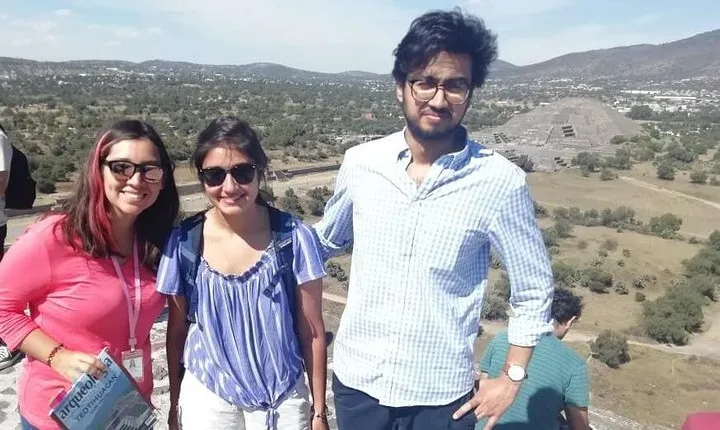 Pyramids of Teotihuacan: Private guided tour in Japanese