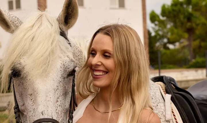 Florence: Private Chianti Horse Ride & Olive Oil Tasting & Lunch