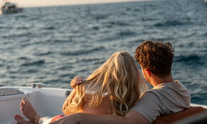 Private Sunset Cruise along Sorrento Coast