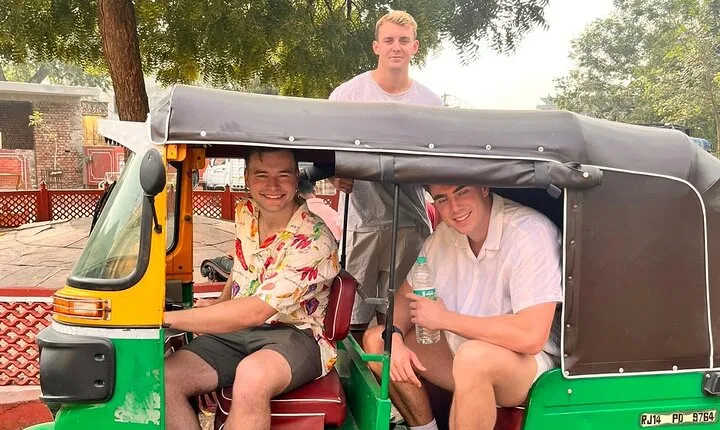 Jaipur Sightseeing by Tuk-Tuk