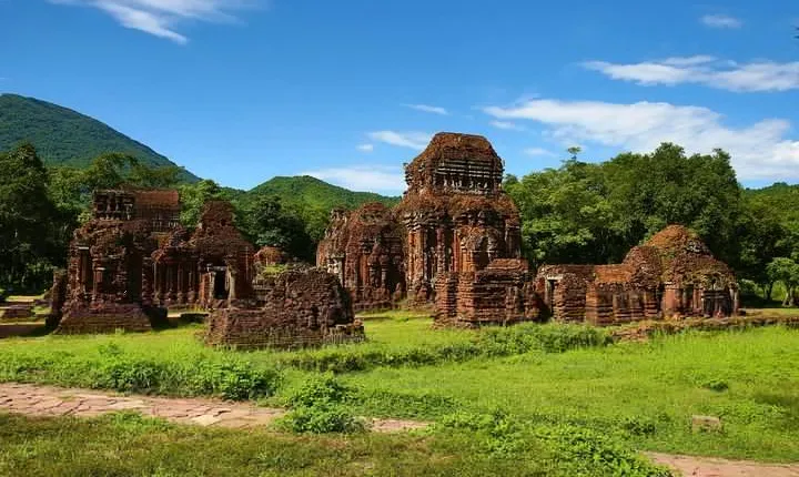 Explore MY SON SANCTUARY - Full day