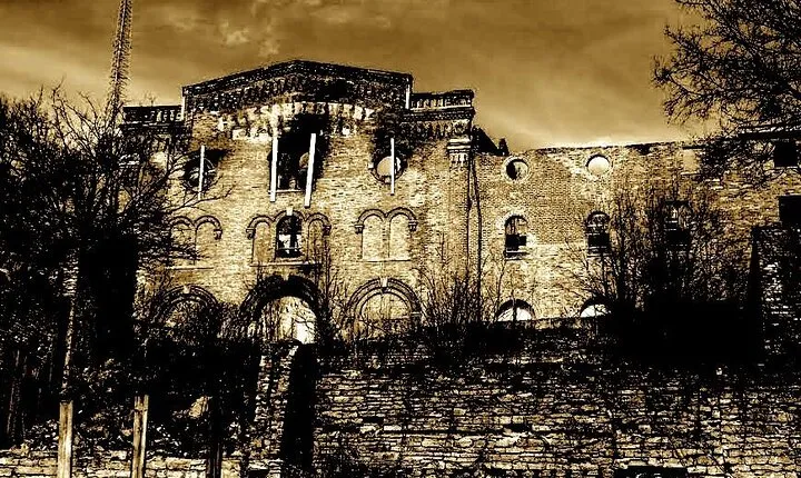 Darkside of Brewing Tour: Tales of Cincinnati's Haunted and Gruesome Past