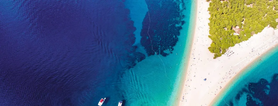 Zlatni Rat Beach Day