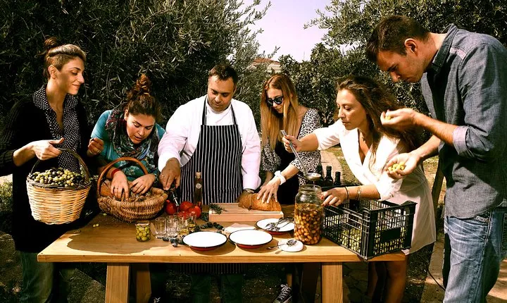 ATHENS OLIVE ESTATE - Olive Oil Workshop with Farm-to-Fork Lunch