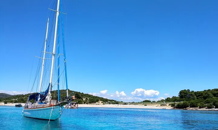 Blue Cave, Blue Lagoon, Pakleni Islands Group boat tour from Hvar