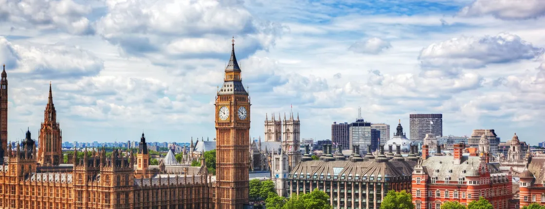 Ticket and audio-guided tour to the Houses of Parliament