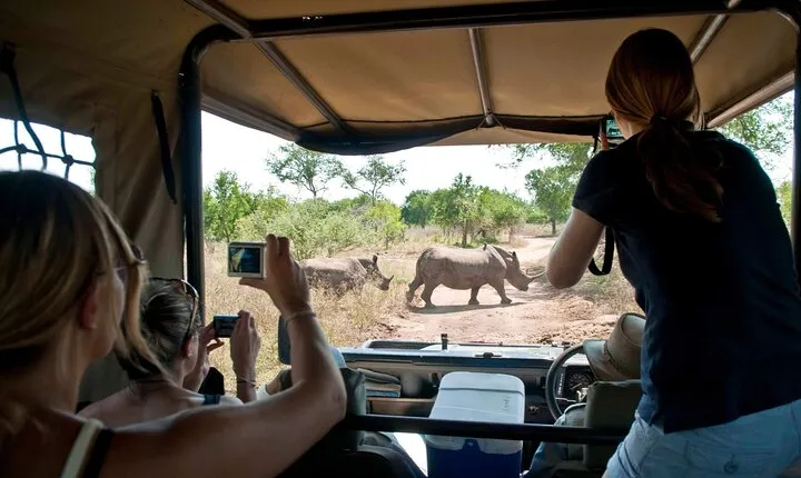6 Days Rhino Conservation Safari in Kenya