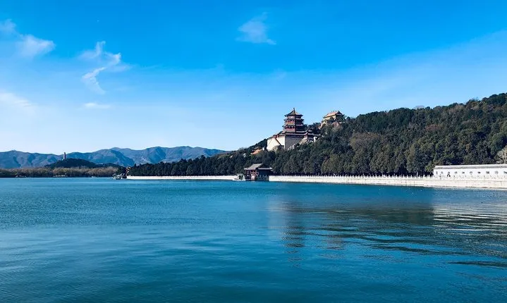 Private Tour to Mutianyu Great Wall and Summer Palace